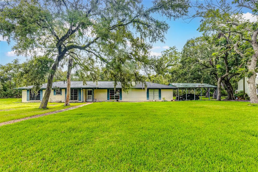 8444 Plantation Drive, West Columbia, Texas image 8