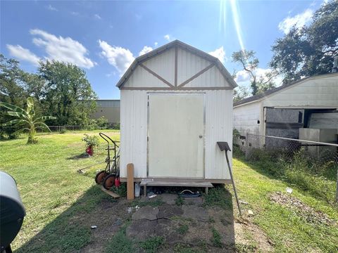 A home in Clute