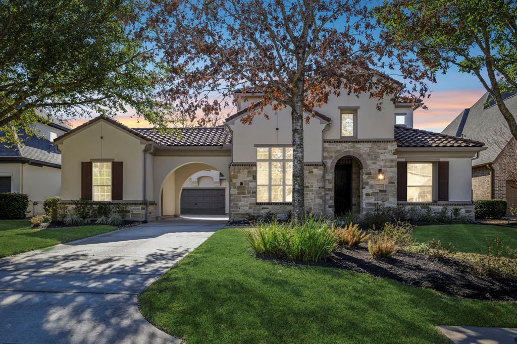 139 Monterrey Bend