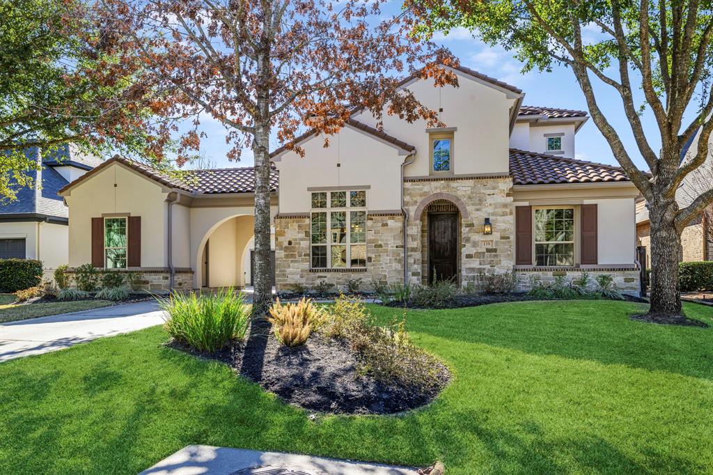 139 Monterrey Bend