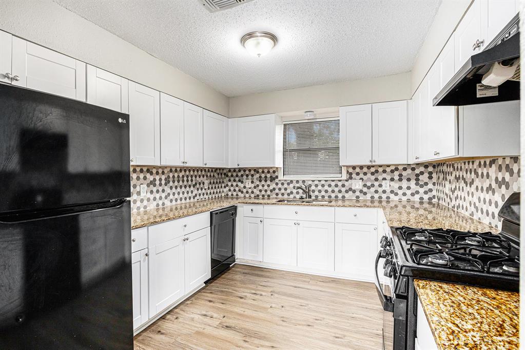 16226 Alden Ridge Drive, Houston, Texas image 7