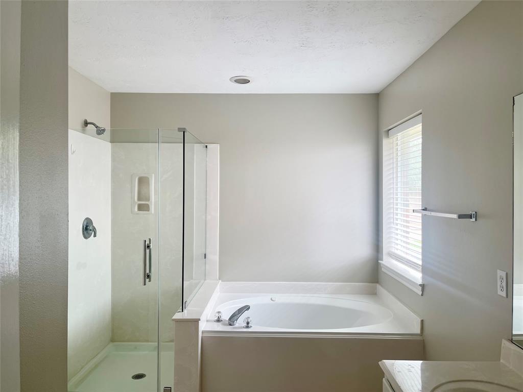 15318 Redbud Berry Way, Cypress, Texas image 29