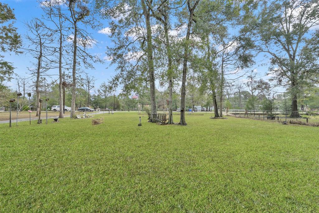 11091 Keystone Timber Drive, Conroe, Texas image 4