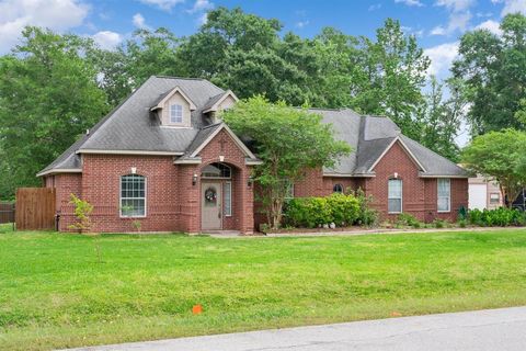 Single Family Residence in Dayton TX 13314 Timber Ridge Drive.jpg