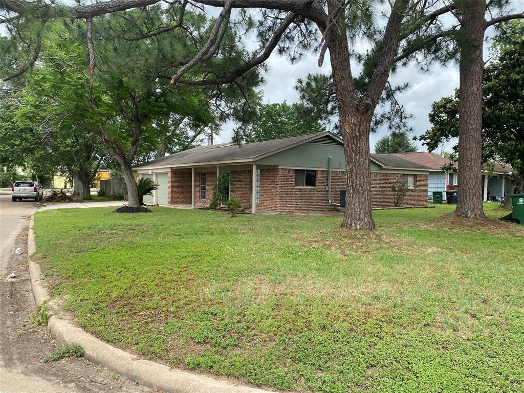 9958 Tiltree Street, Houston, Texas image 2
