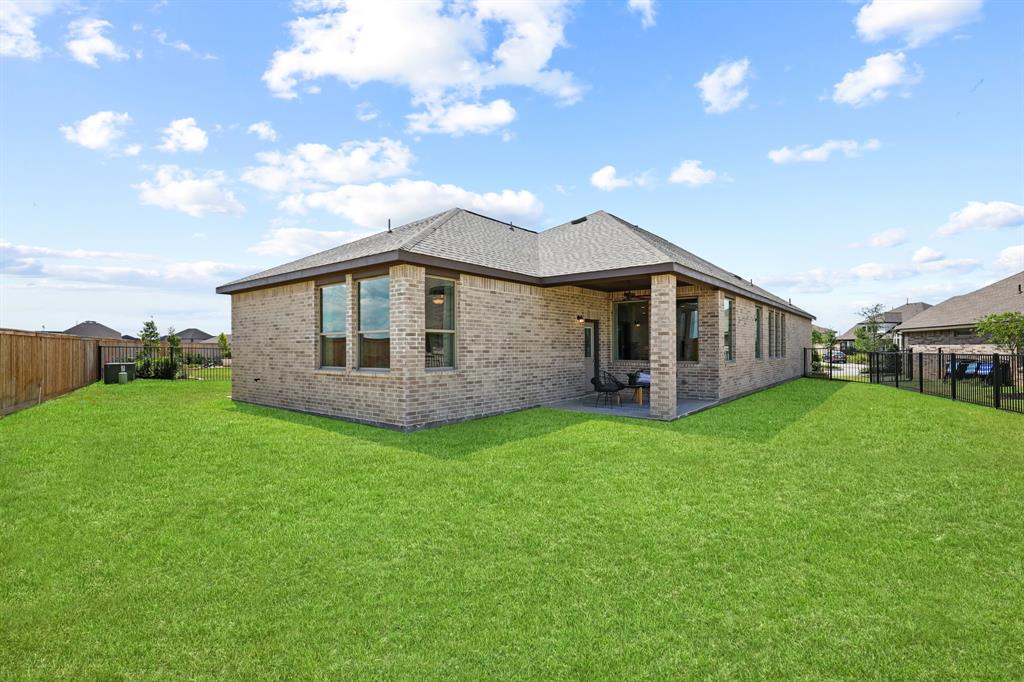 30531 Zoysia Point Lane, Fulshear, Texas image 36