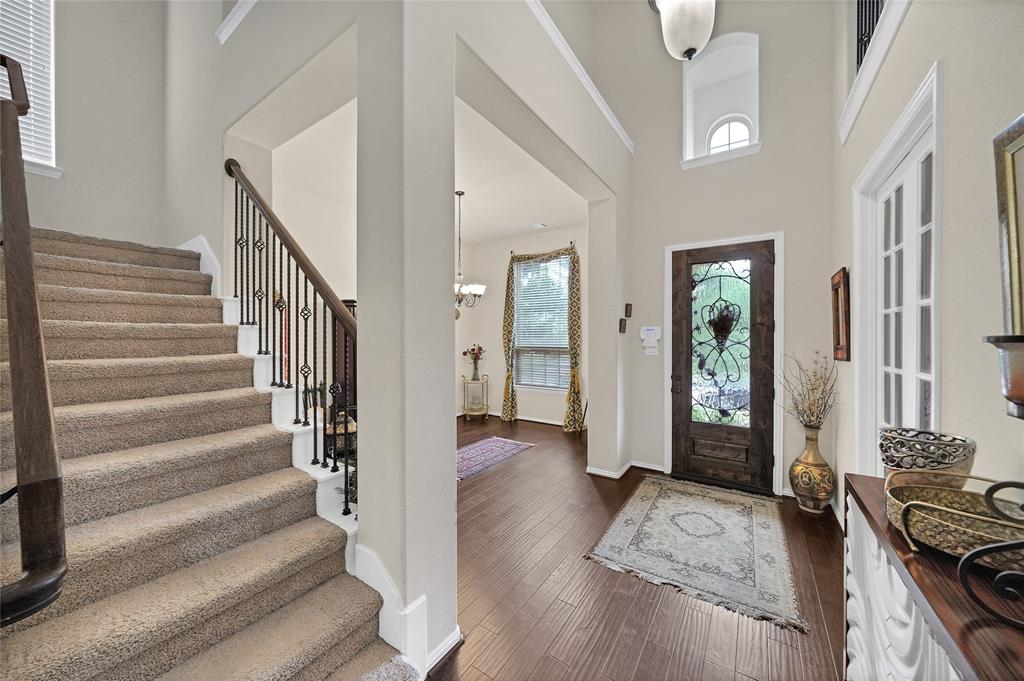 8115 Spreadwing Street