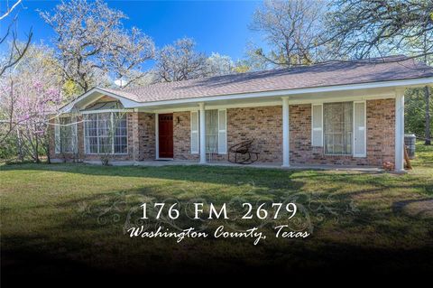 Photo of 176 Fm 2679, Brenham, TX 77833 (MLS # 85742155) Photo of 176 Fm 2679, Brenham, TX 77833 (MLS # 85742155)