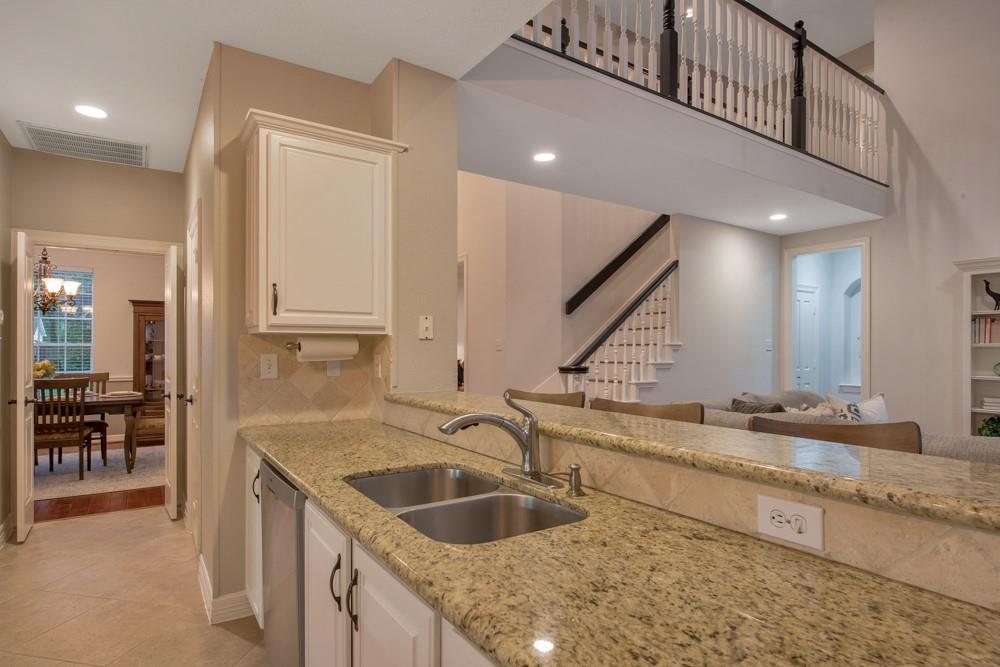 115 Meadowspring Circle, The Woodlands, Texas image 23