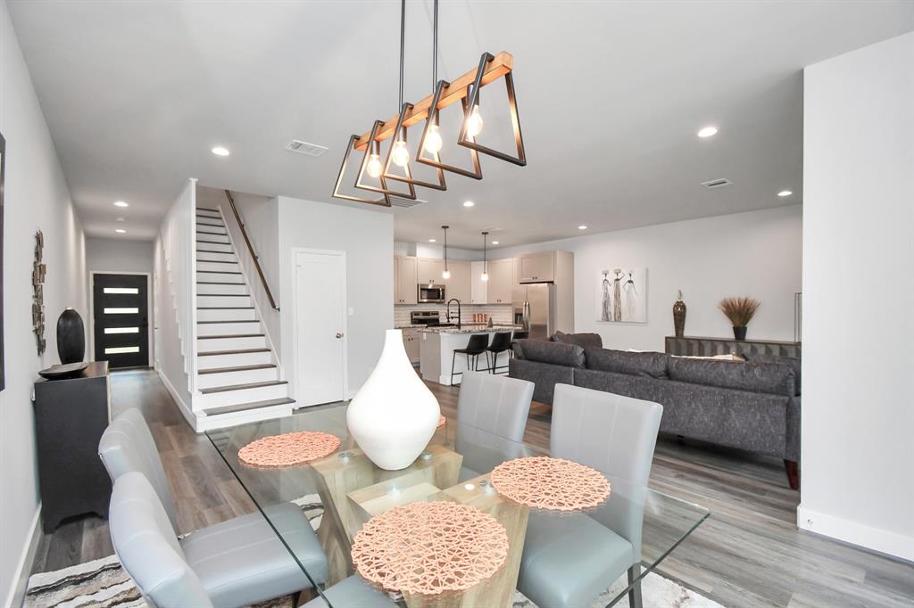 3814 Lakewood Drive