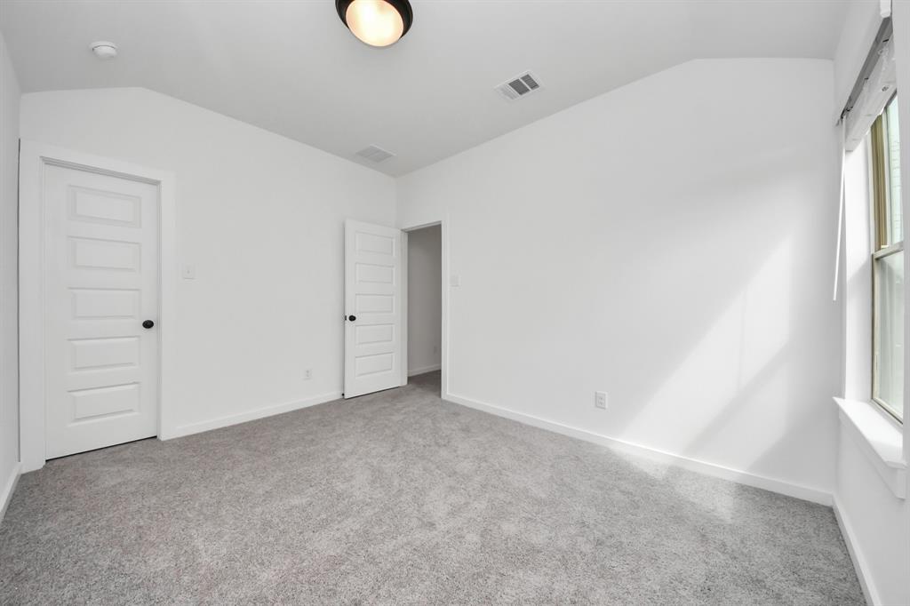 414 Kendall Crest, Alvin, Texas image 36