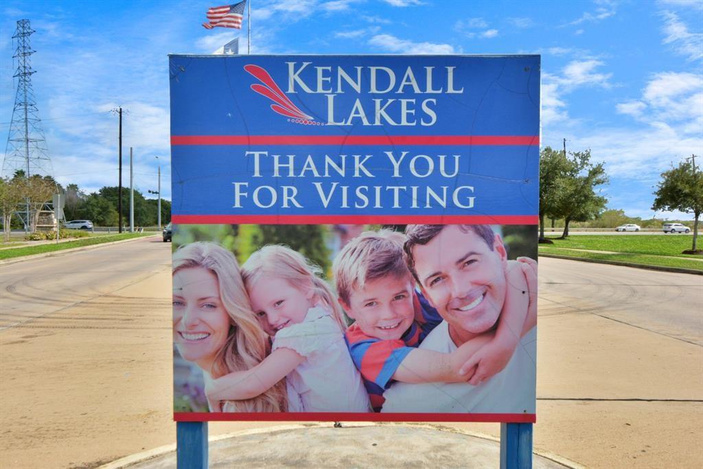 414 Kendall Crest, Alvin, Texas image 42