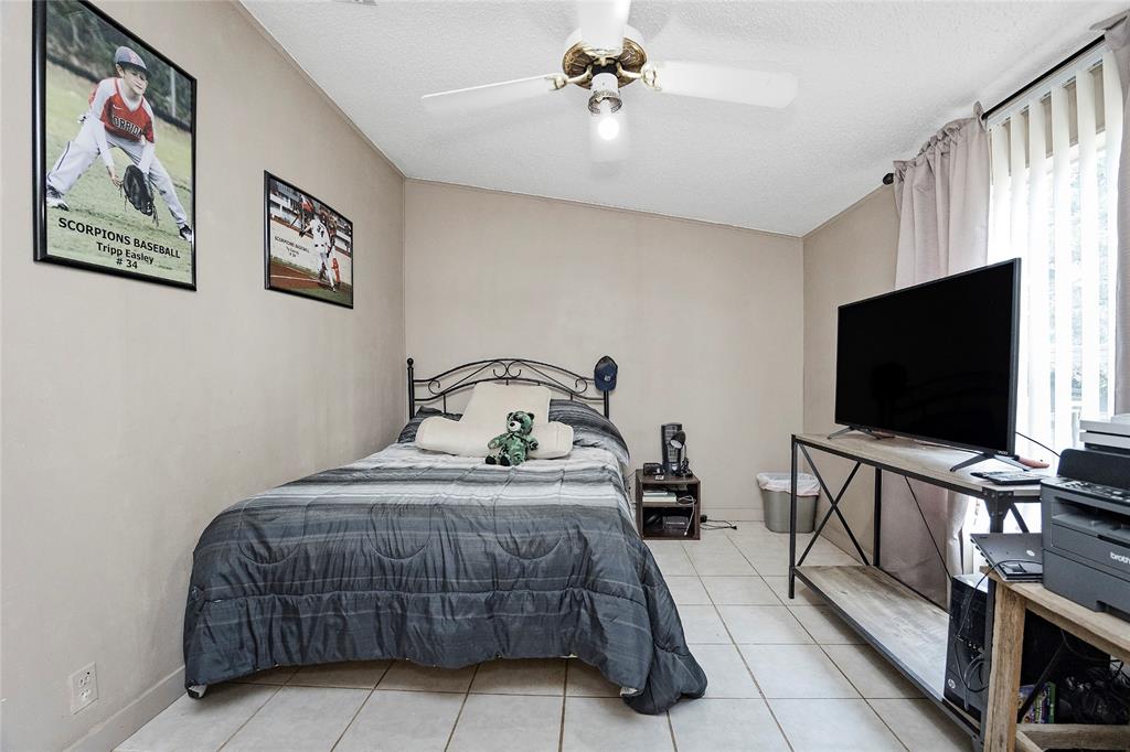 14945 Wiggins Road, Conroe, Texas image 28