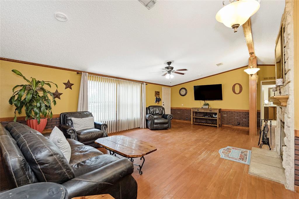 14945 Wiggins Road, Conroe, Texas image 11