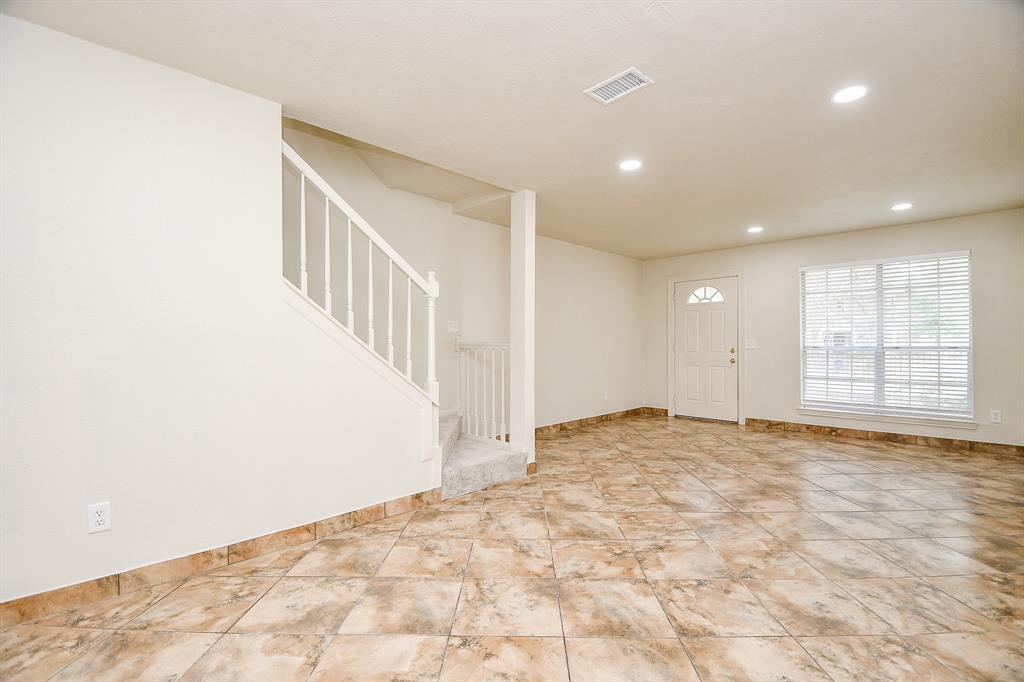 2808 Grants Lake Boulevard #103, Sugar Land, Texas image 11