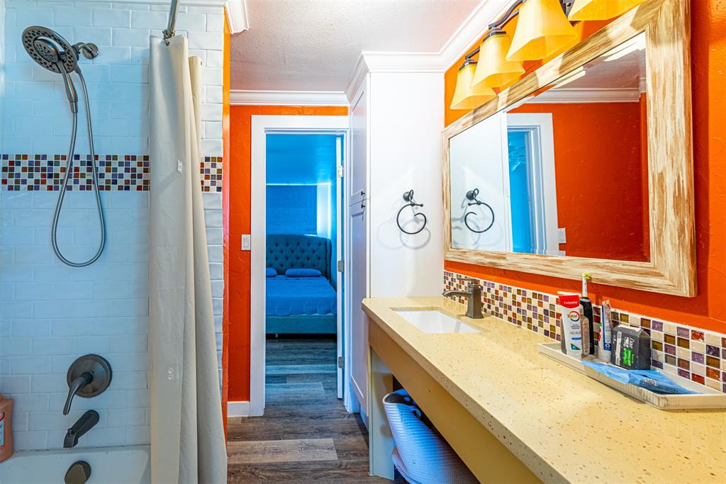 107 Annette Court, Angleton, Texas image 36