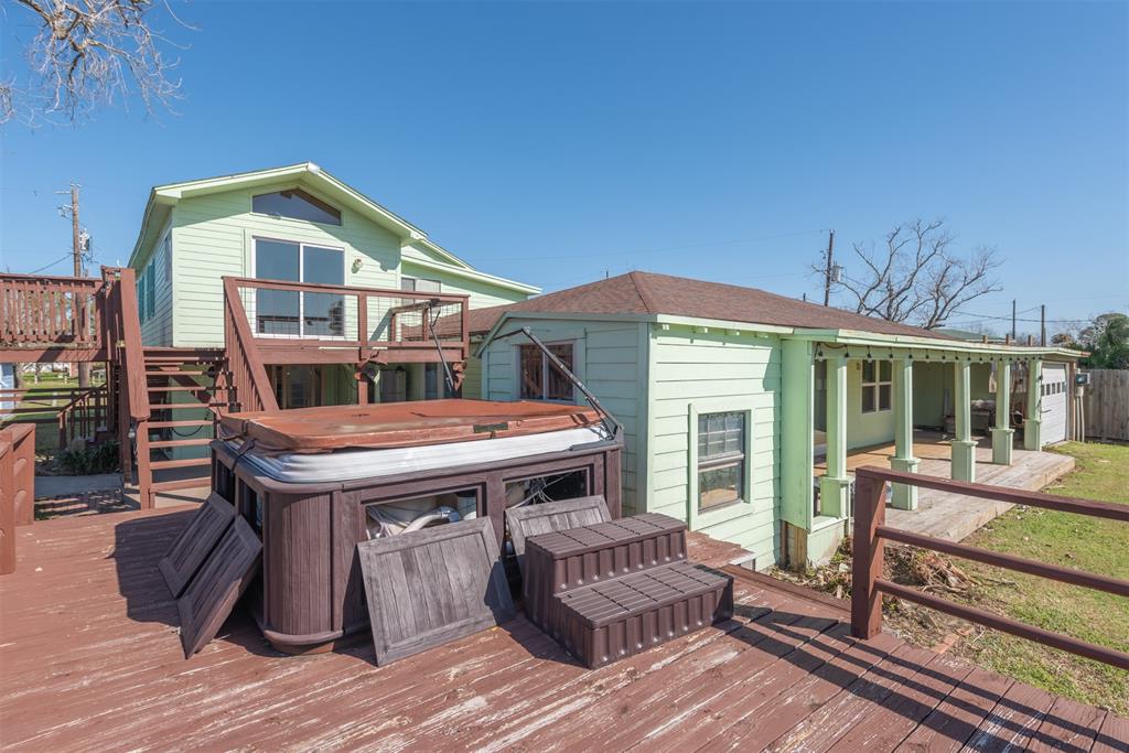 107 Annette Court, Angleton, Texas image 18