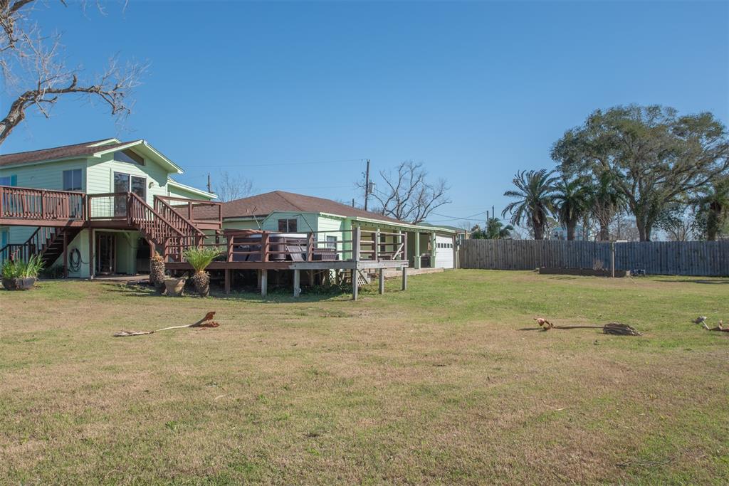 107 Annette Court, Angleton, Texas image 12