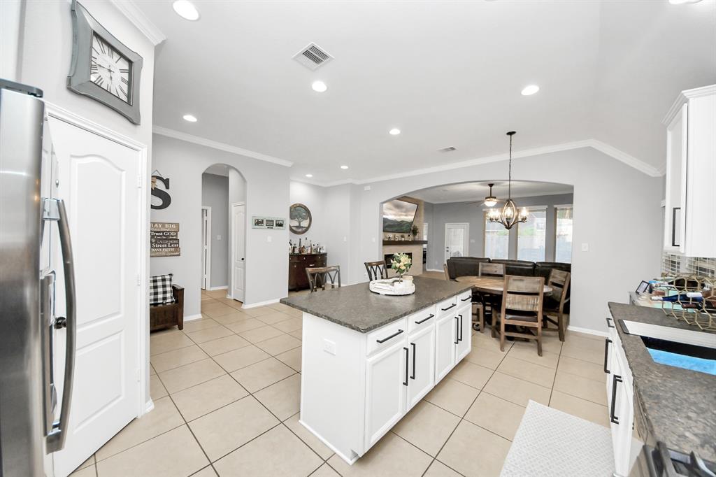 419 Sunny River Lane, Richmond, Texas image 26