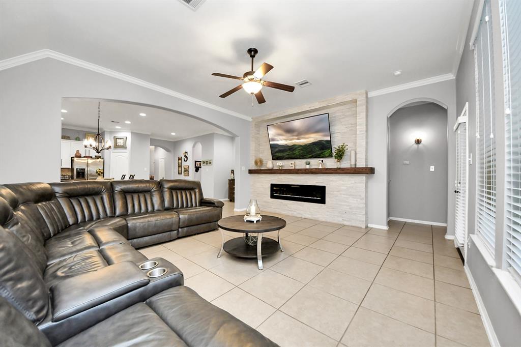 419 Sunny River Lane, Richmond, Texas image 35