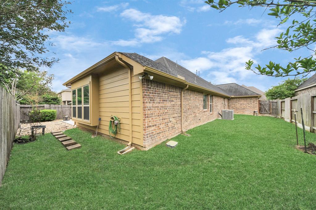 419 Sunny River Lane, Richmond, Texas image 42