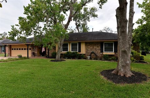 A home in Lake Jackson