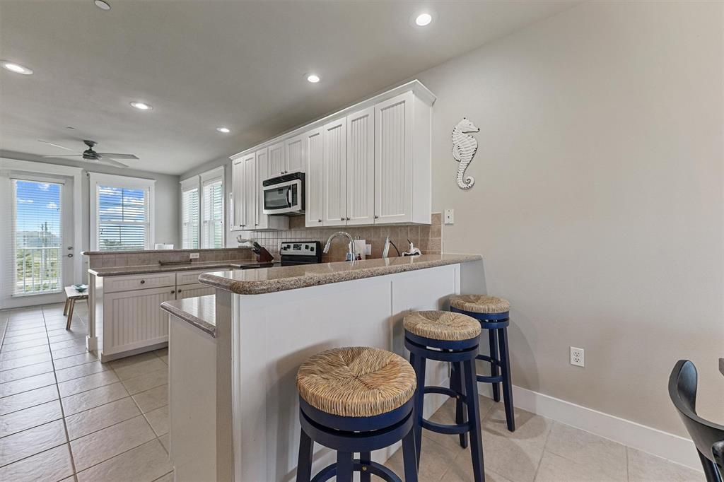 4131 Pointe West Drive #201, Galveston, Texas image 10