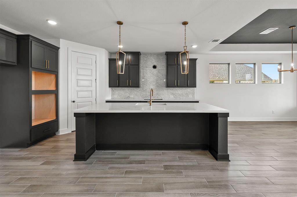 4607 Rustic Garden Lane