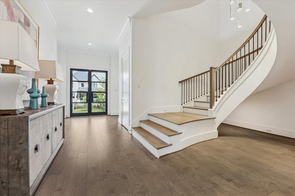 3735 Tartan Lane