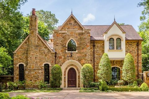28 Stillforest Street Piney Point Village TX 77024