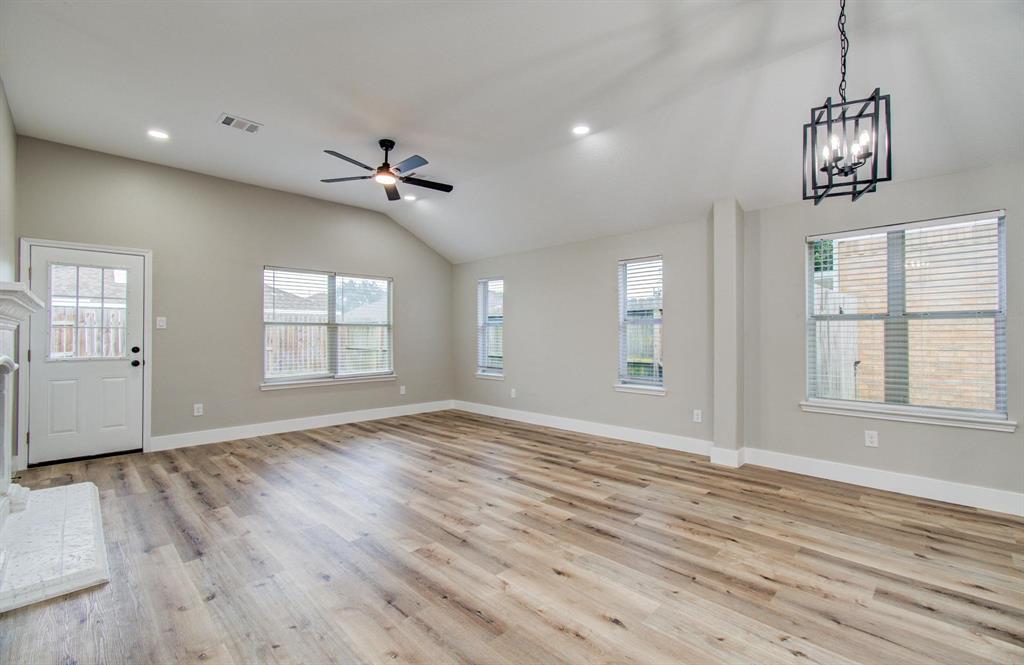 4506 Knights Court, Baytown, Texas image 17