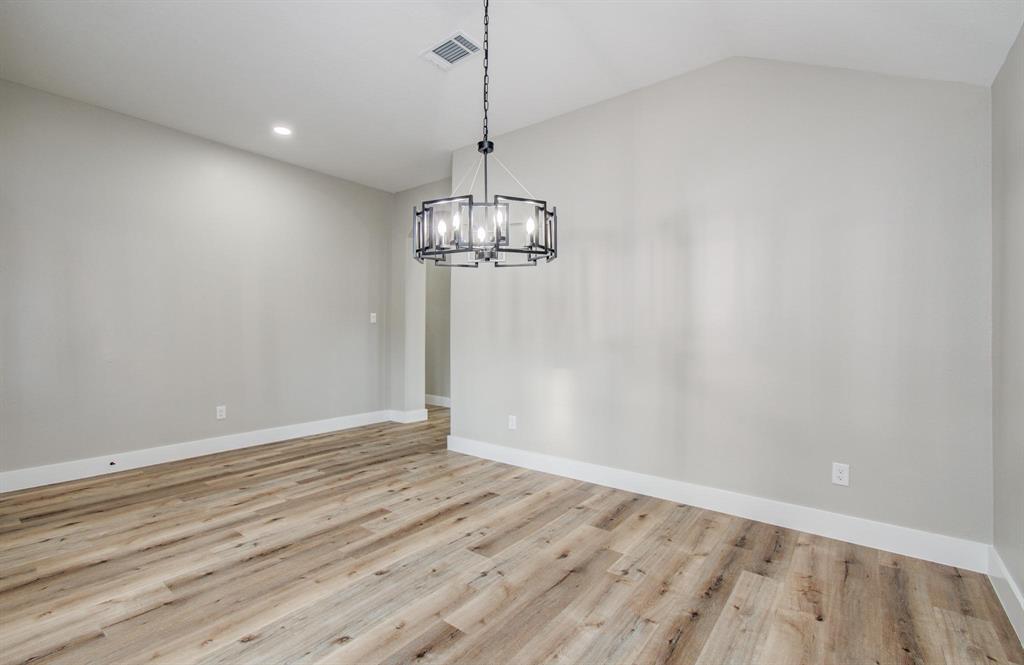 4506 Knights Court, Baytown, Texas image 4