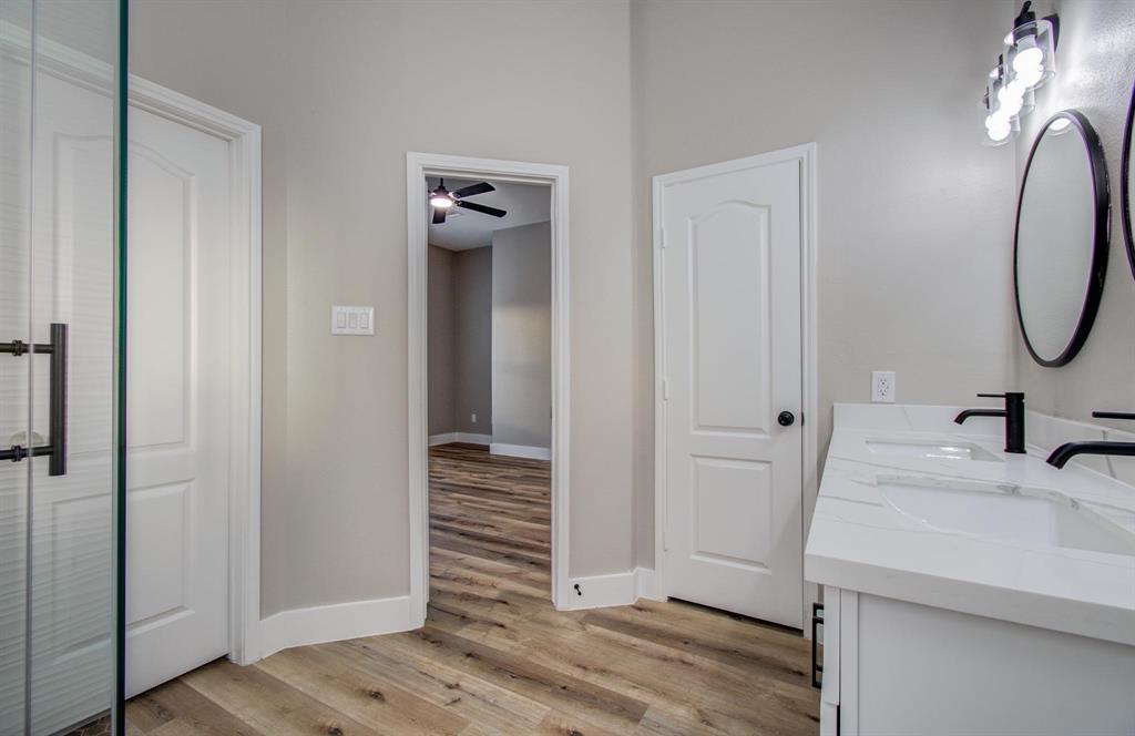 4506 Knights Court, Baytown, Texas image 29