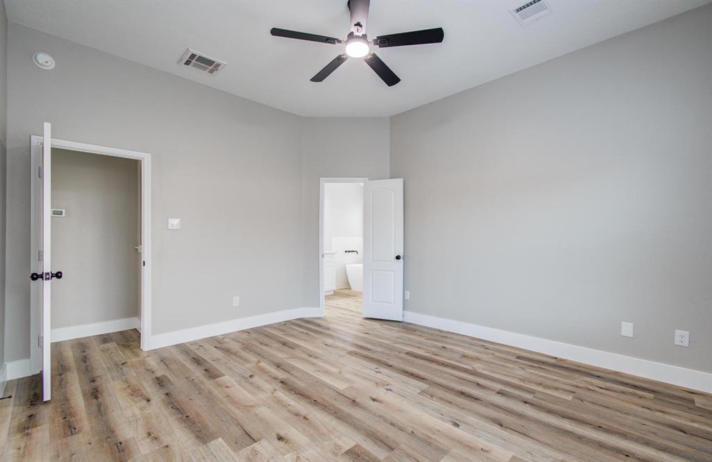 4506 Knights Court, Baytown, Texas image 26
