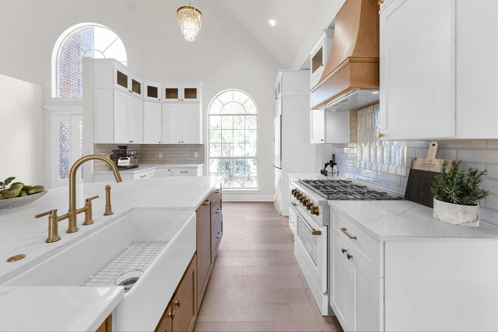 116 Spring Lake Drive, Conroe, Texas image 18