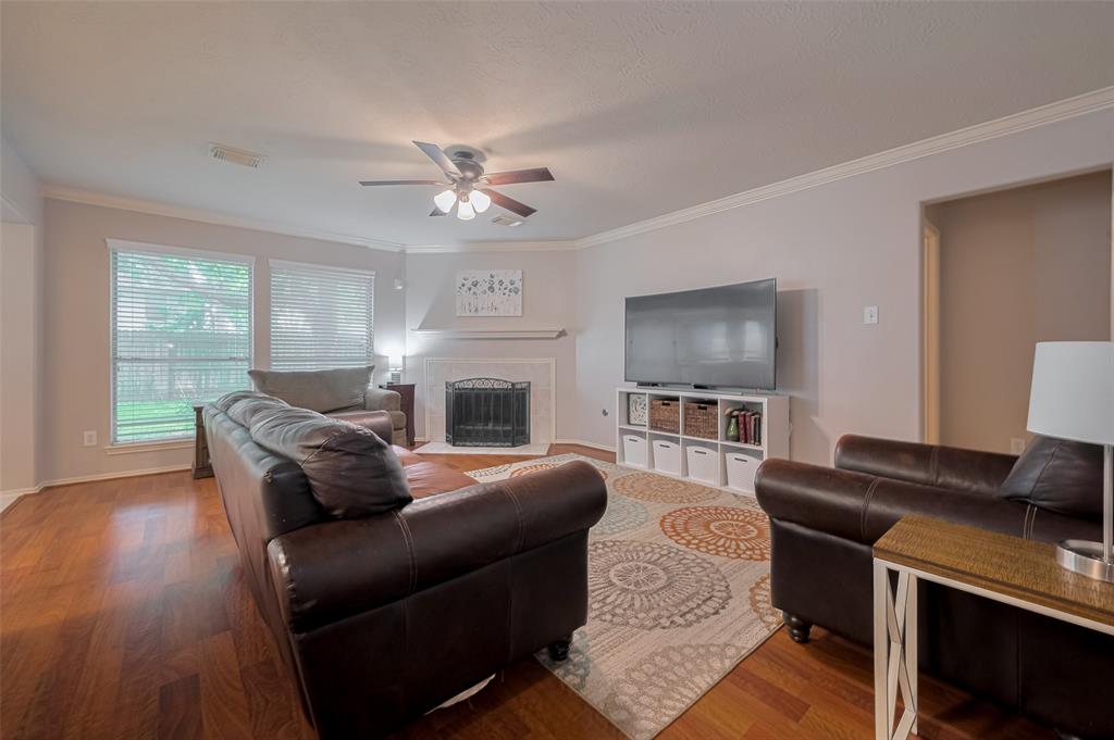20319 Sable Acre Court, Cypress, Texas image 8
