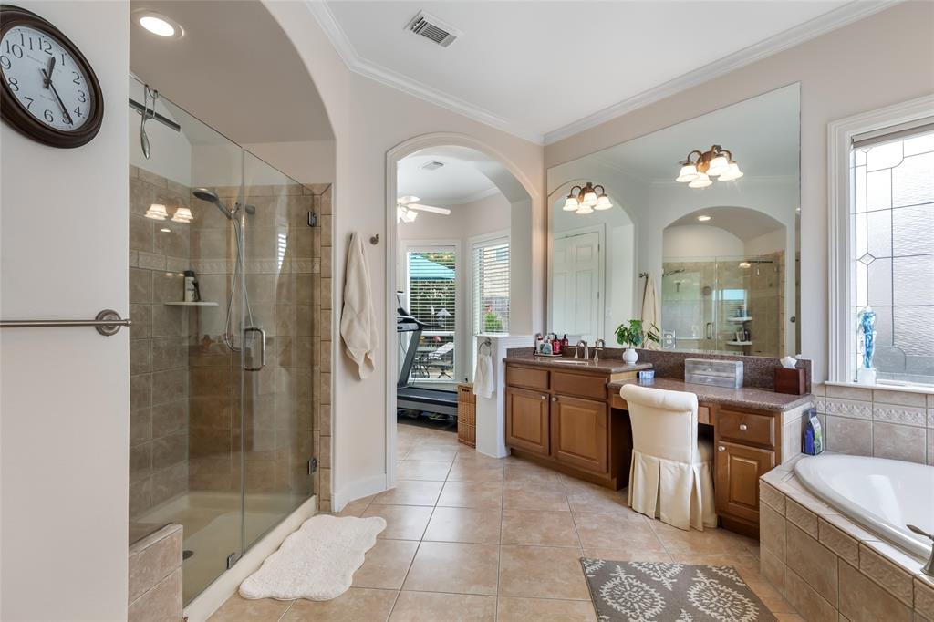 6003 Country Falls Lane, Kingwood, Texas image 21