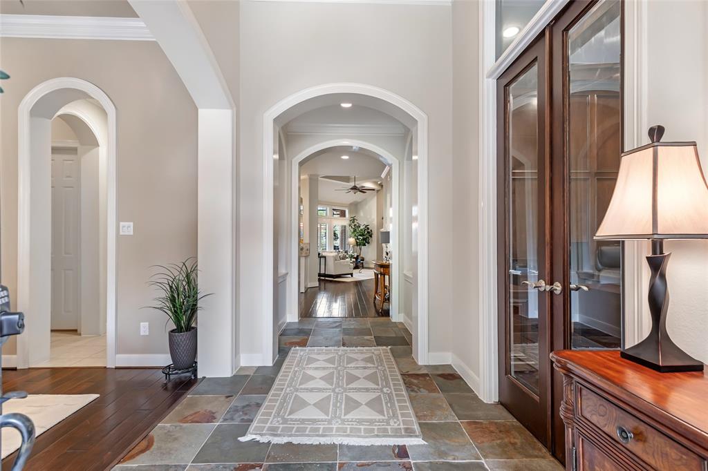 6003 Country Falls Lane, Kingwood, Texas image 3