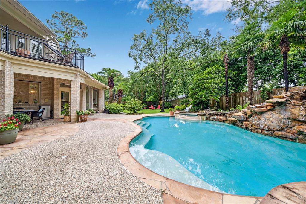 6010 Charming Creek Court