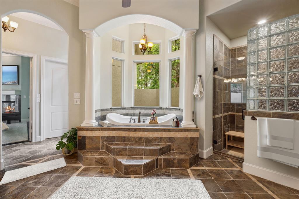 3230 W Benders Landing Boulevard, Spring, Texas image 29