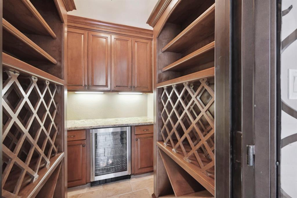 3230 W Benders Landing Boulevard, Spring, Texas image 14