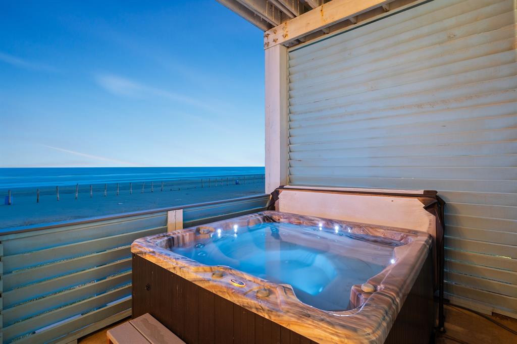 12035 Sand Dollar Beach Drive, Galveston, Texas image 41