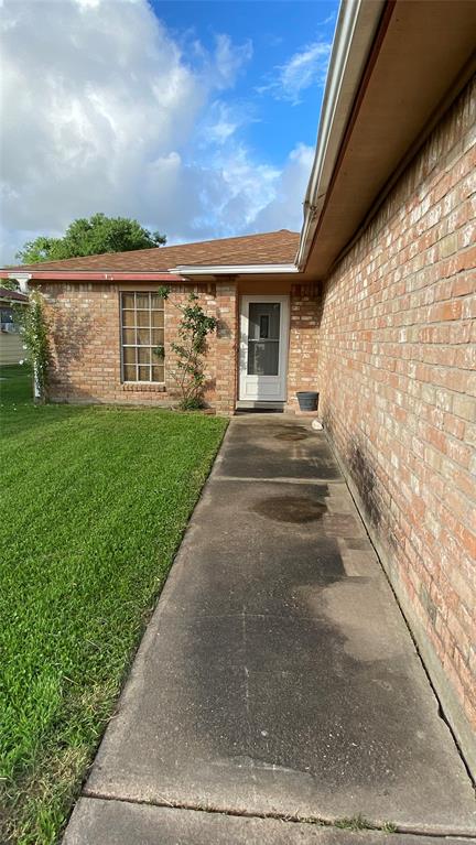 1602 N Avenue N Ave, Freeport, Texas image 2