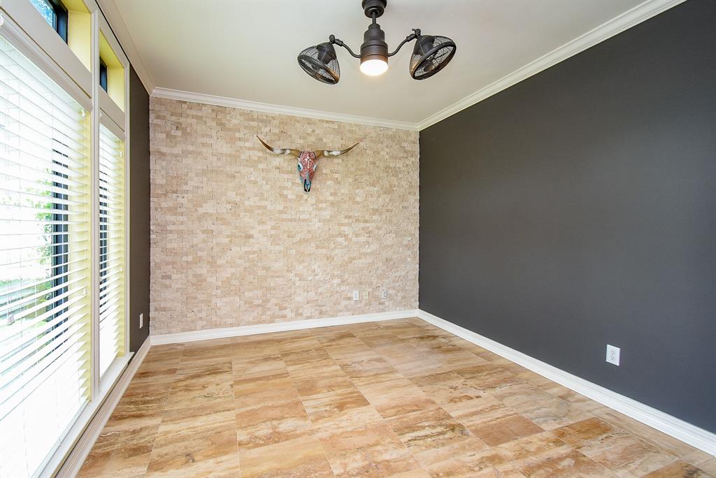 3911 Fielder Circle, Missouri City, Texas image 6