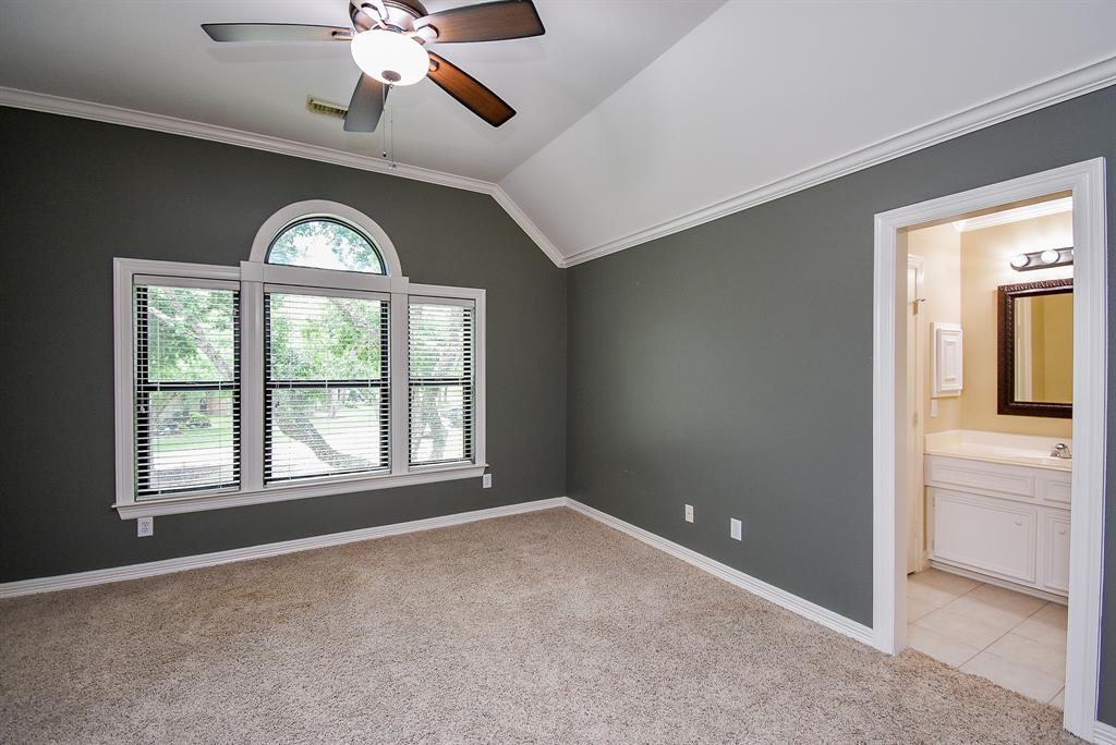 3911 Fielder Circle, Missouri City, Texas image 30