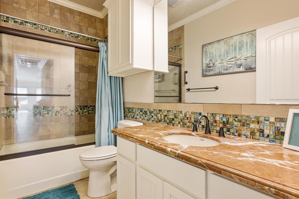 933 Raymond, Crystal Beach, Texas image 37