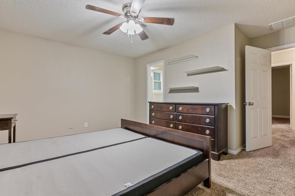 502 Mary Ann Drive, Friendswood, Texas image 22