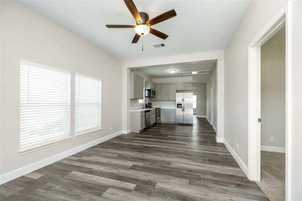 522 W Broad Street, Freeport, Texas image 6