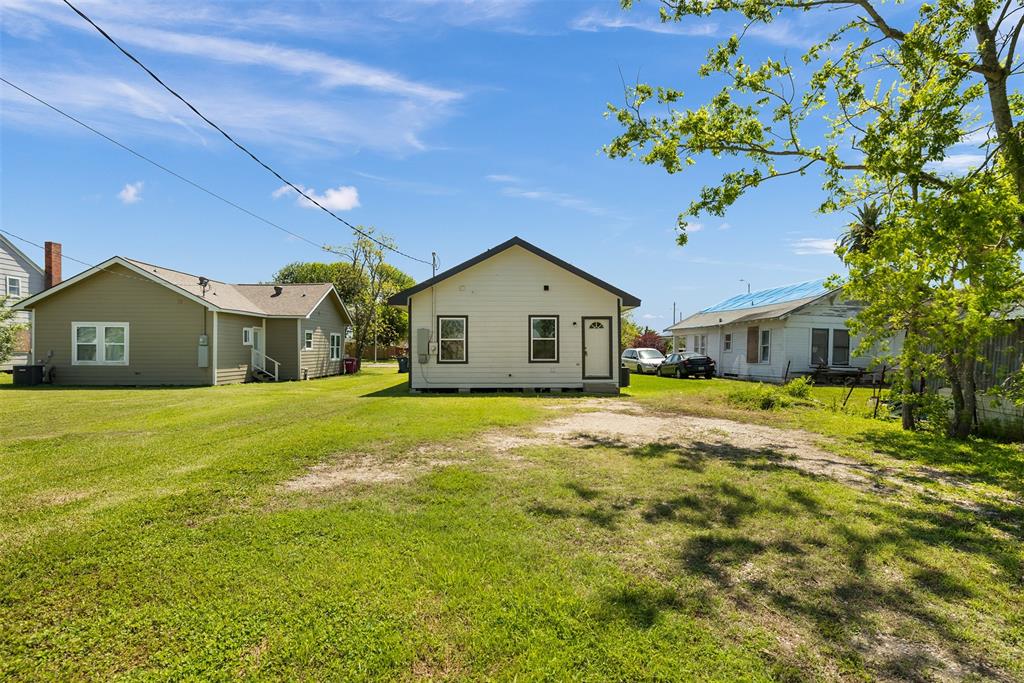 522 W Broad Street, Freeport, Texas image 26