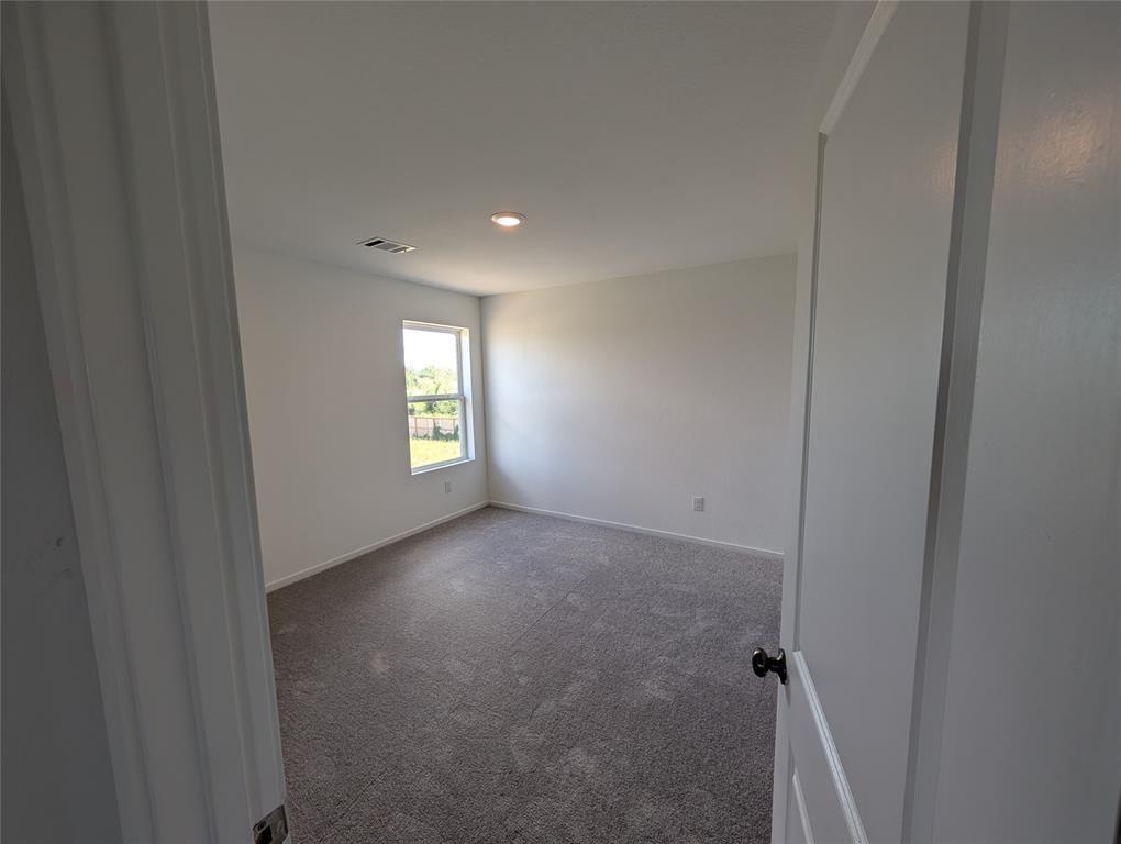 272 Laura Leigh Lane, Angleton, Texas image 6